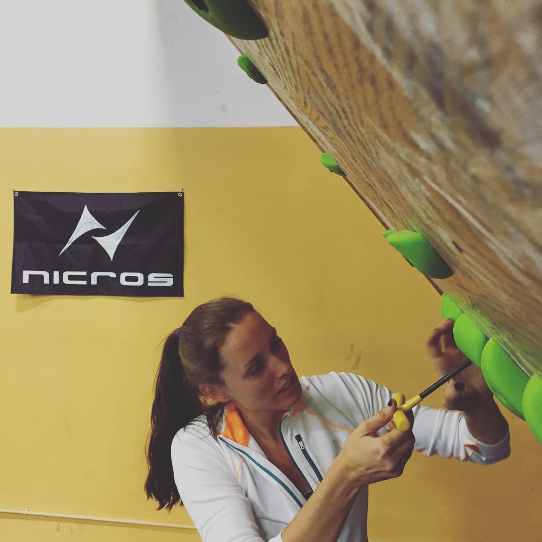Today is day one of an Instagram takeover! @alexjohnson89 here, and I'm running the feed while filming a Systems Training video. Stay tuned for more! ?
#training #climbing #trainingforclimbing #systemstraining #moonboard